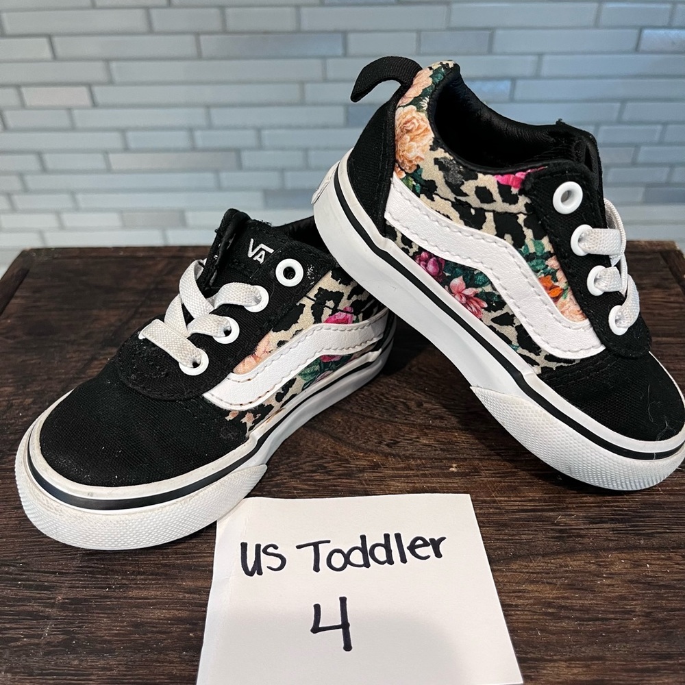 Vans Ward Baby / Toddler Girls' Slip-Shoes